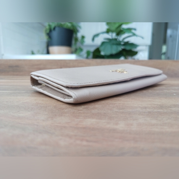 Authentic Prada Cammeo Saffiano Continental Wallet on Chain - Picture 2 of 8